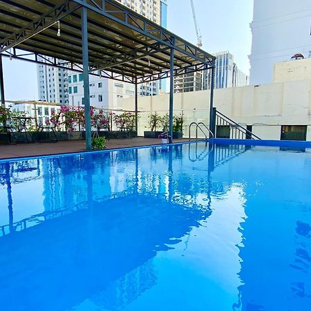 Hummer Hotel & Apartment Da Nang Beach 外观 照片