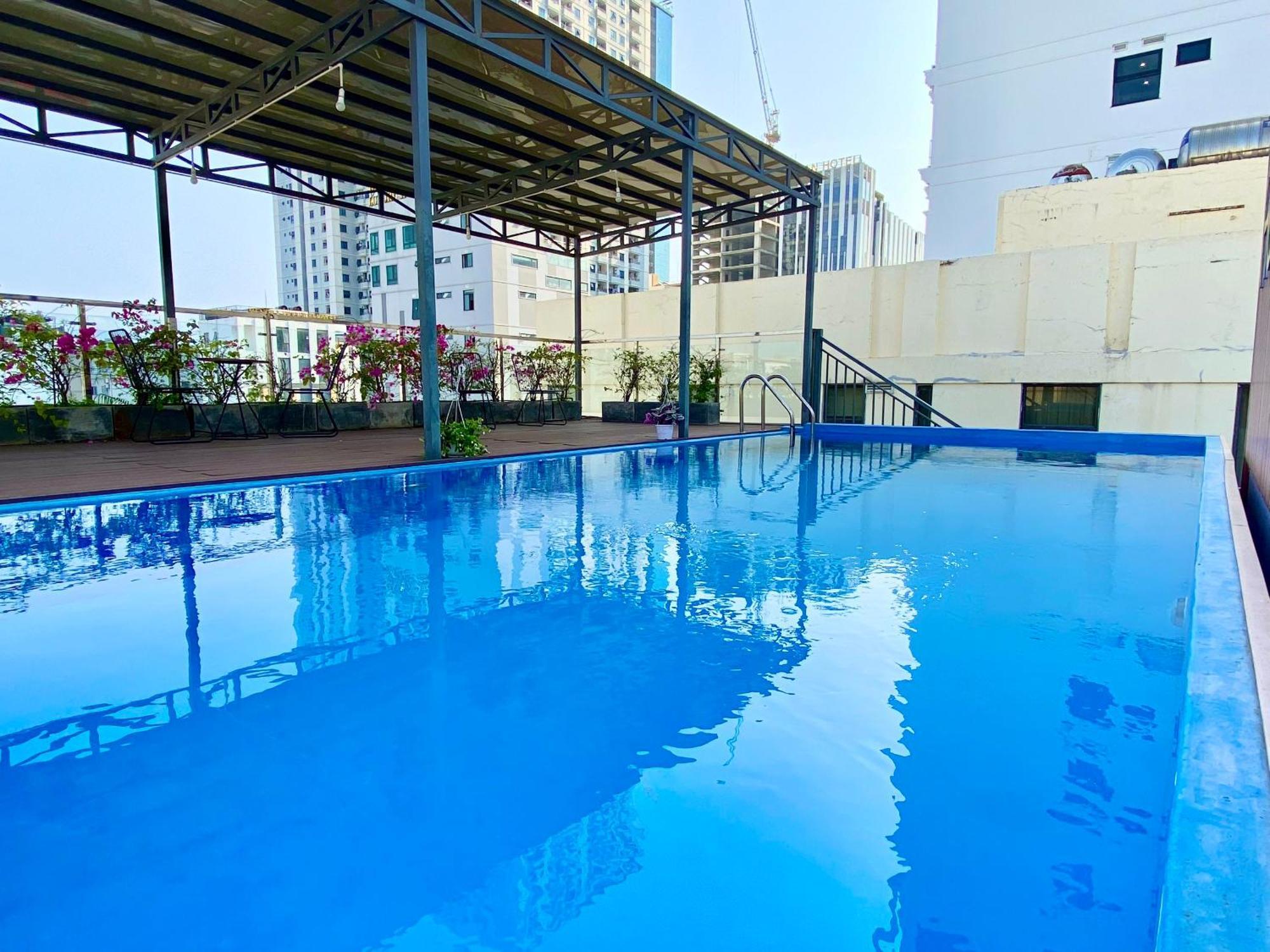 Hummer Hotel & Apartment Da Nang Beach 外观 照片
